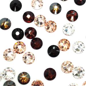 144 pcs (1 Gross) Austrian Crystal Austria 2058 Xilion Rose Crystal Flat Backs No-Hotfix Rhinestones Nail Art Brown & Peach Colors Mix ss5 (1.8mm) from Mychobos (Crystal-Wholesale) Round Tiny