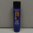 Matrix Brass Off Toning Blue Shampoo - Refreshes and Neutralizes Brassy Tones, For Color Treated Hair, Lightened Brunettes or Dark Blondes (10.1 Fl Oz (Pack of 1))