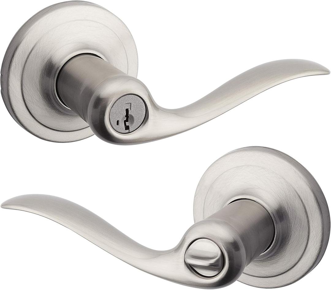 Kwikset Tustin Entry Door Handle with Lock and Key, Secure Keyed Reversible Lever Exterior, For Front Entrance and Bedrooms, Satin Nickel, Pick Resistant Smartkey Rekey Security and Microban