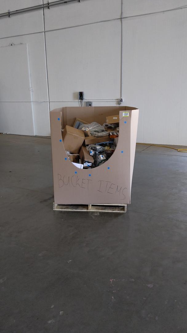 Pallet Of Salvage Items