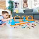 Hot Wheels Toy Car Track Set, Triple Loop Pack & 1:64 Scale Vehicle, Track-Building Components with 3 Loops, Speed Snap Tracks & Adapters