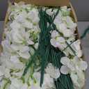 Zeyune 200 Pcs Artificial Hydrangea Flowers Bulk, White Silk Hydrangea Heads with Stems for Wedding Centerpieces Bouquets DIY Floral Arrangements Table Decor Party Home Decorations