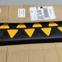 VEVOR Rubber Curb Ramp 3.5" Rise Height Sidewalk Curb Ramp, 10" Width 39.4" Length Driveway Ramp for Curb, 15T Heavy Duty Rubber for Forklifts, Trucks, Buses, Cars, Wheelchairs, Bikes
