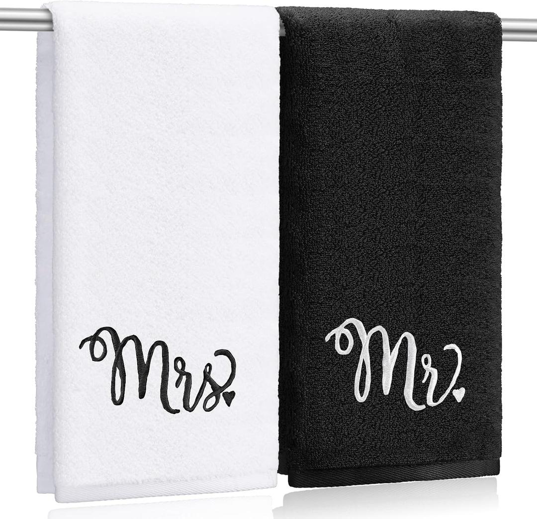 Tingjoo 2 Pcs Mr. and Mrs. Hand Towels 100% Cotton Embroidered Bathroom Towel Wedding Mr. and Mrs. Gift for Valentine's Day Couple, Anniversary Bathroom Decor 29 x 13 Inch