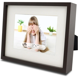 OUZUGIE 5x7 Picture Frame,Display Poster 4x6 With Mat or 5x7 Without Mat,Coffee Aluminum Poster Frames with Premium Acrylic,Photo Frames with Strong Corner for Gallery Wall and Tabletop