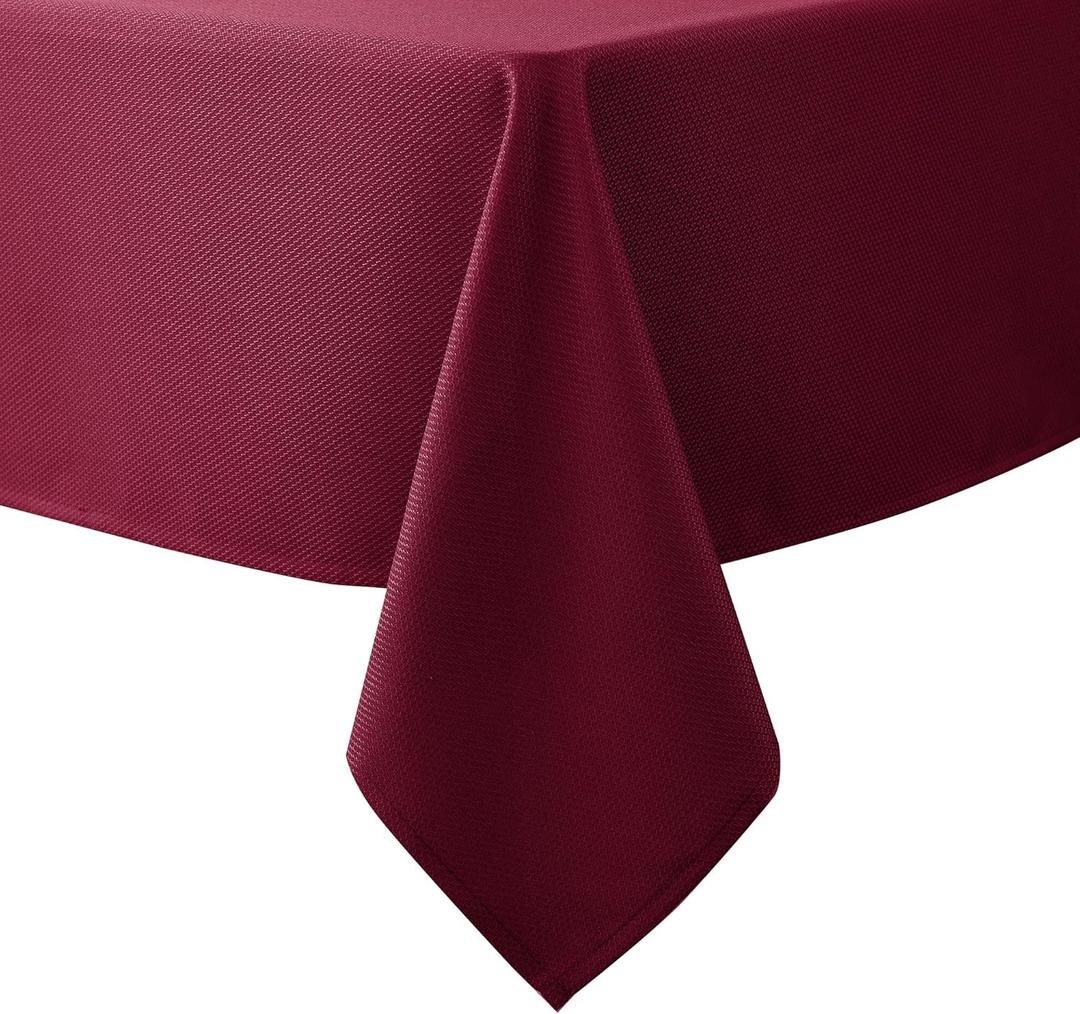 Biscaynebay Textured Fabric Christmas Rectangle Tablecloths 60x84 Inches, Burgundy Water Resistant Tablecloths for Dining, Kitchen, Wedding, Parties etc. Machine Washable