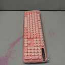 Wireless Keyboard, Round Keycaps, Retro Typewriter Keyboard with Detachable Wrist Rest, Sleep Mode, Foldable Legs, 2.4GHz Full-Size Cordless Computer Keyboard for Windows/PC/Laptop (Pale Pink Colors)