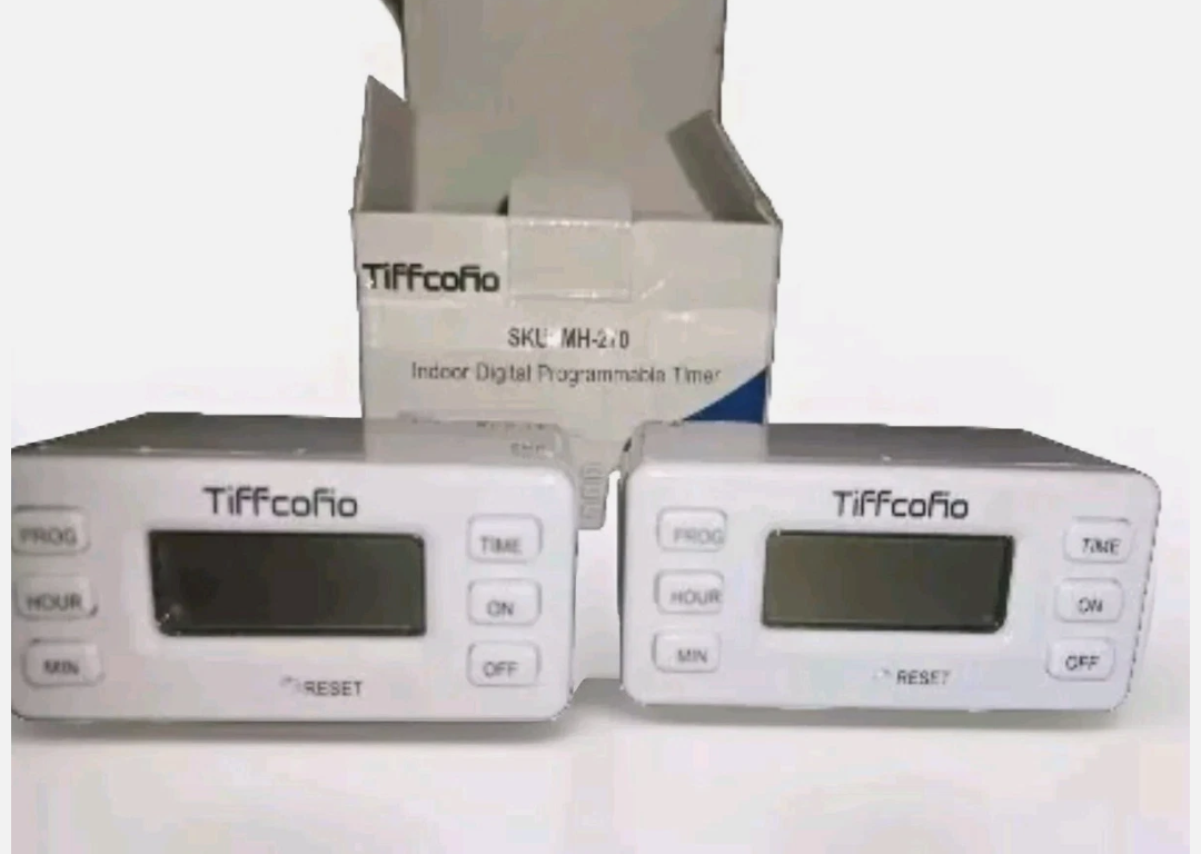 TiFFCOFiO Indoor 15A/1875W Digital Light Programmable Outlet Timer 2 Prong Plug