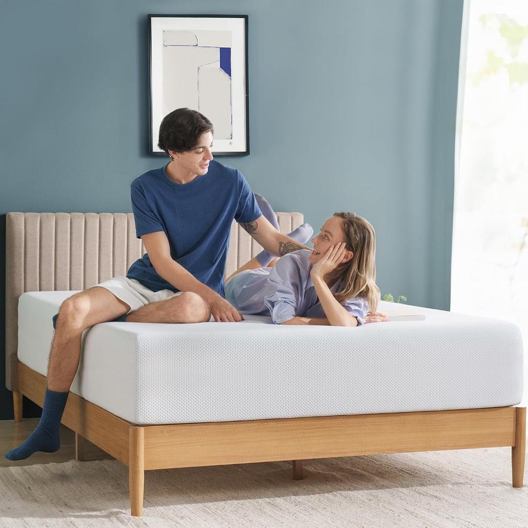 Zinus 10 Inch Green Tea Cooling Memory Foam Mattress [New Version], King, Fiberglass Free, Medium Firmness, Cooling Gel Foam, Certified Safe Foams & Fabric, Mattress in A Box