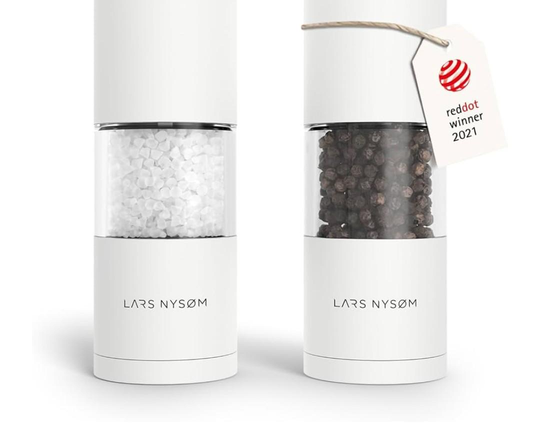 LARS NYSØM Salt and Pepper Grinder Set I Salt and Pepper Mills with Adjustable Ceramic Grinder 2 pieces I Manual Design Spice Mill Set (Pure White