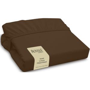 Royale Linens Fitted Sheet Full - Ultra Soft 1800 Brushed Microfiber - Hotel Luxury Bottom Sheets - Wrinkle Free & Fade Resistant - Deep Pocket Fitted Sheet Only (Full, Chocolate)
