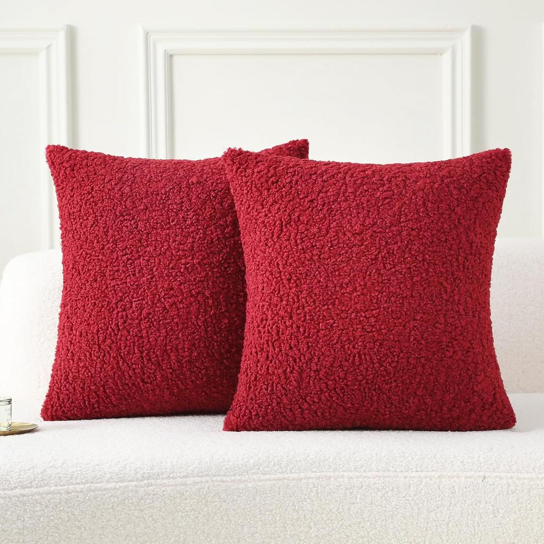 FUTEI Maroon Throw Pillow Covers 20x20 Inch Set of 2,Furry Faux Fur Teddy Boucle Textured Cushion Covers,Soft Fluffy Decorative Pillow Case,Home Decor for Couch Bed Living Room Office Car