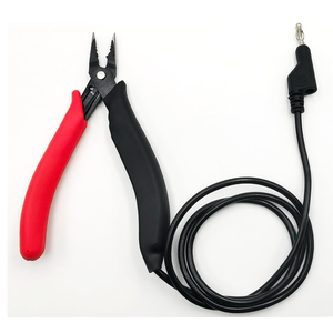 Grounding clamp for permanent jewelry, precise control, unmatched precision for fine chain welding, 0.9 m cable, secure connection, red