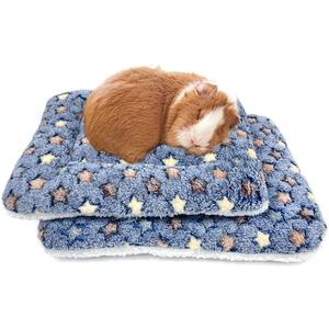 Amakunft 2 Pcs Guinea Pig Bed Mat Washable, Rabbit Winter Bed Pad for Indoor, Warm Small Animal Bed Mattres, Fleece Sleeping Pad for Bunny, Rat, Hedgehog, Sugar Glider, Chinchilla (Medium)
