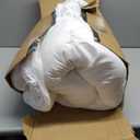 Amazon Basics White Down Alternative Comforter and Duvet Insert with Corner Tabs (Twin, Warm)