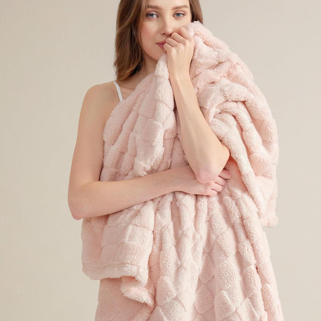 Bedsure Pink Throw Blanket for Couch - Super Soft Cozy Blankets for Bed, Cute Small Fleece Throws for Girls and Women, Pink Christmas Decor50x60 Inches