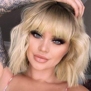 MISSQUEEN Short Blonde Wig with Bangs Synthetic Wavy Blonde Bob Wig Curly Heat Resistant Ombre Blonde Hair Wig for Women Daily Party Halloween Use