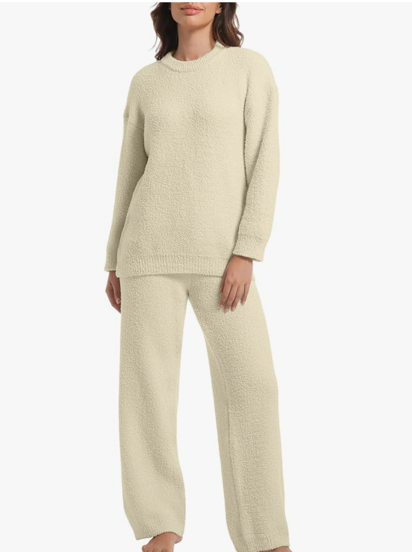 2 Piece Fleece Pajamas for Women Set Loungewear Outfits Knit Sweater Womens Long Sleeve Fuzzy Pajama Sets, White, Size M