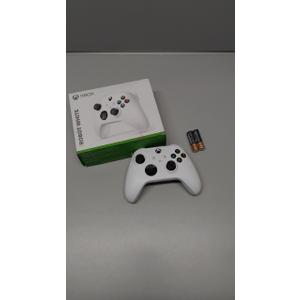 Xbox Wireless Gaming Controller (2025) – Robot White – Play on Xbox, Windows, Android, iOS, FireTV Sticks, Smart TVs, VR Headsets
