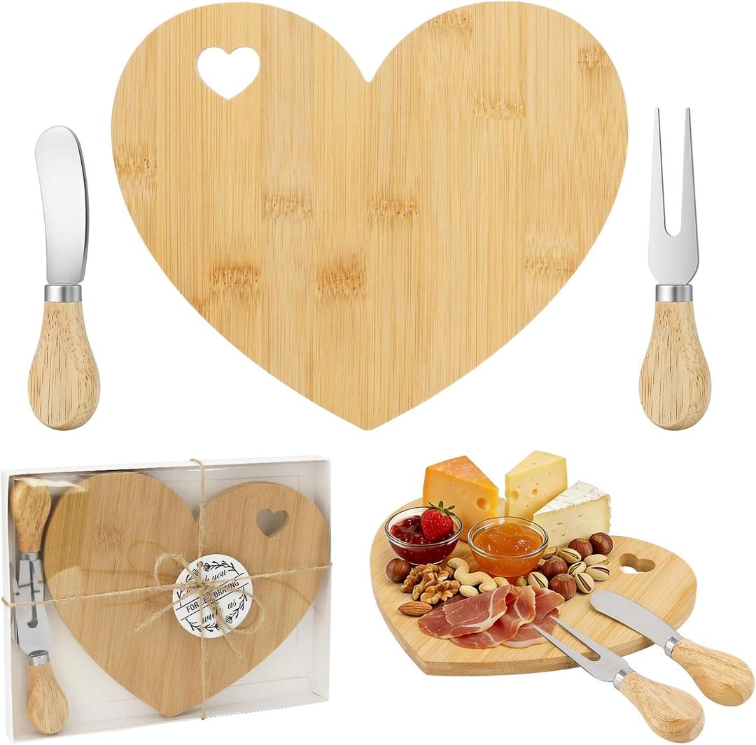 1 Set Bridal Baby Shower Favor, Heart Shape Charcuterie Board, Small Cheese Board with Knife and Fork, Small Bamboo Heart Cutting Board for Guest Bridal Baby Shower Prize Wedding Birthday Valentines