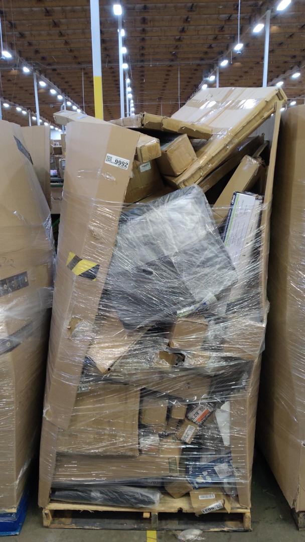 Pallet of Appears New Small Items