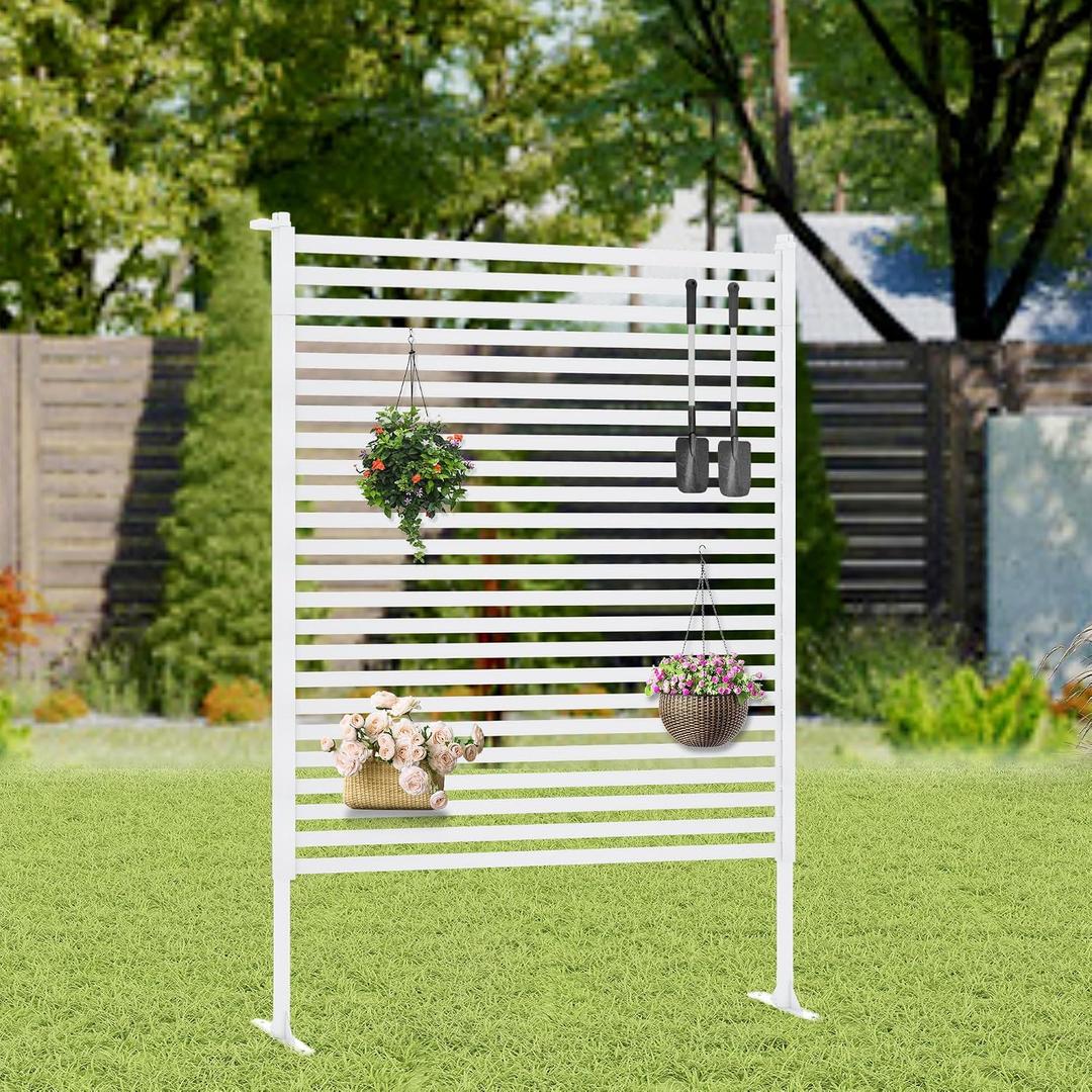 Outdoor Privacy Screen with Stand, Rustproof Metal Fence Panel, 35.43’’x 59.06’’ PE-Coated Steel Slats, Decorative Privacy Fence for Patio, Garden, Backyard, Trash Can, White(1 Panel)