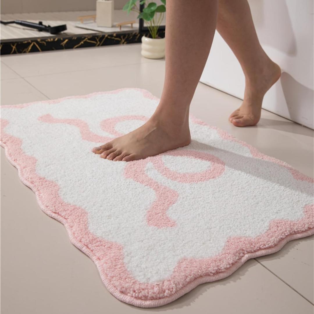 Pink Scalloped Bathroom Mat 26x18, Soft Absorbent Bath Mats, Machine Washable Microfiber Floor Mats for Bathroom Tubs, Sinks and Showers