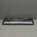 61 Keys Piano Keyboard with Built-in Speaker & Microphone, Beginner-Friendly Portable Electronic Digital Piano with Teaching Features, Ideal Gift for Aspiring Musicians (Black)