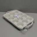 Vinino 2Pack Silicone Muffin Pan for Baking with Metal Reinforced Frame, 12 Cup Regular Size Cupcake Pan, BPA Free Silicone Muffin Tray, Cupcake Baking Pan Bite Molds for Oven Dishwasher Safe