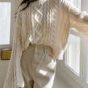 Milumia Women's Chunky Cable Knit Sweater Long Sleeve Crewneck Pullover Tops (Beige, M)