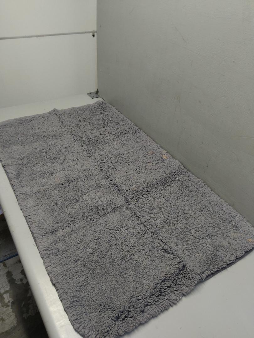 OLANLY Bathroom Rugs Mat 30x20, Extra Soft Absorbent Microfiber Bath Rugs, Rubber Backing, Quick Dry, Machine Washable Bath Mats for Bathroom Floor, Tub and Shower, Home Decor Accessories, Grey