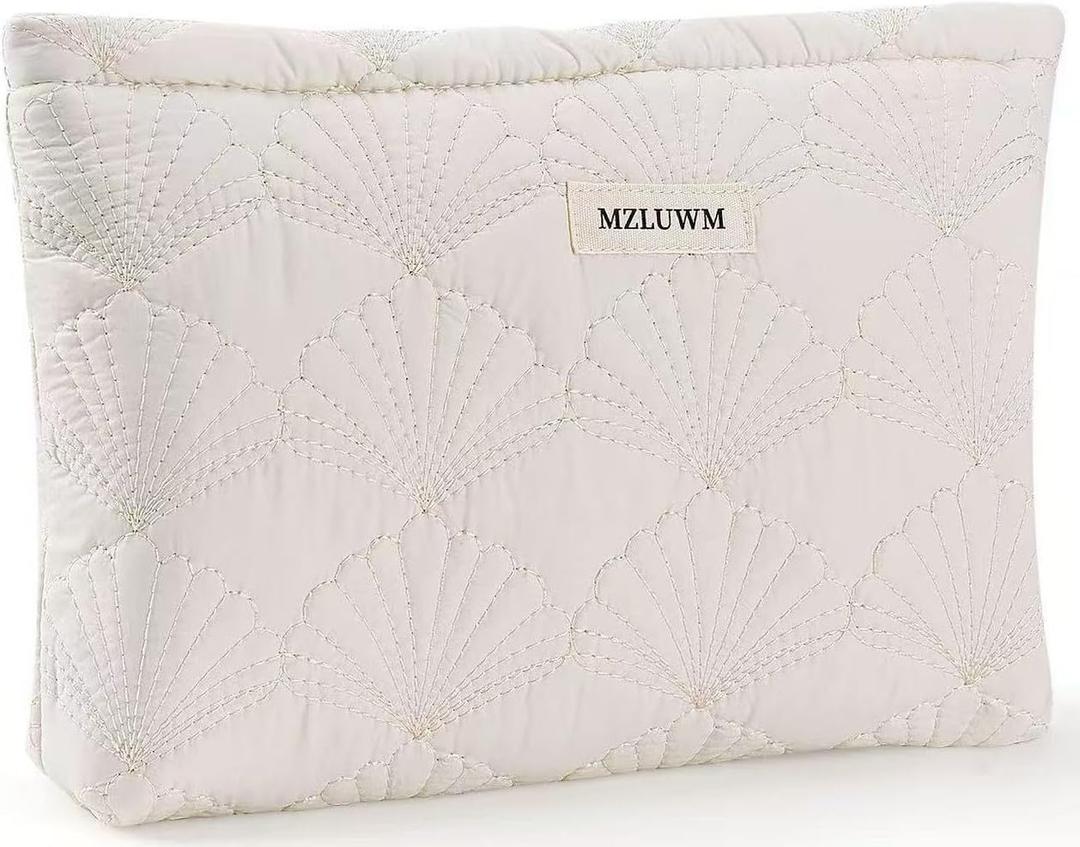 White Cotton Quilted Makeup PouchCute Puffy Coquette Makeup Bag,Floral Cotton Quilted Cosmetic Bag for Women and Girls,Makeup Organizer Bag Zipper Pouch (White Shells)
