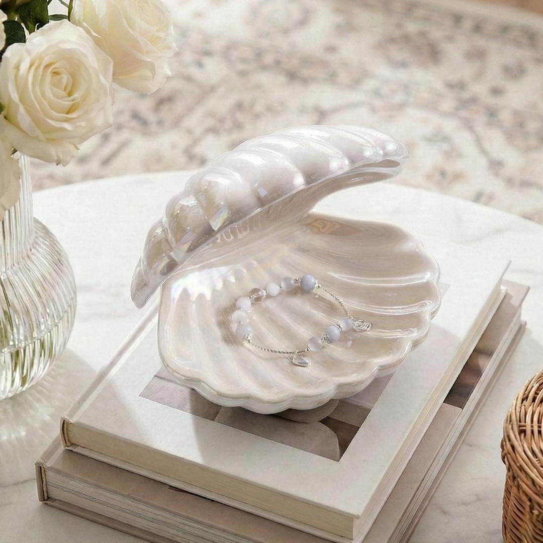 Denique Shell Jewelry Dish Tray, Ceramic Trinket Tray Clamshell Jewelry Storage Dish, Ring Holder Dish Key Bowl, Decorative Jewelry Plate, Cute Jewelry Organizer for Room Decor (White)