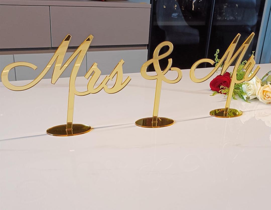 Gold mirror MR and MRS Wedding Decor,MR and Mrs Sign,Free Standing Wedding Table Signs for Wedding Gift
