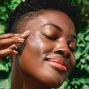 Clarins UV Plus Anti Pollution Sunscreen for Face | Broad Spectrum SPF 50 | Oil Free, No White Cast | UVA/UVB and Pollution Protection | Protective Antioxidants | All Skin Types