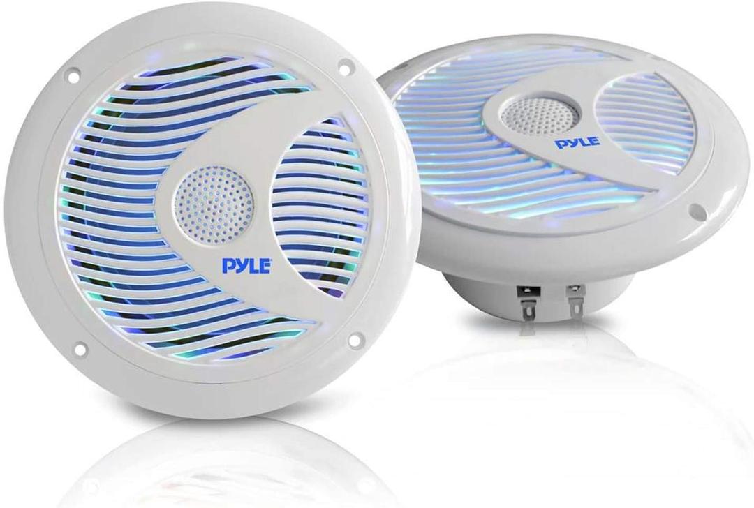 Pyle 6.5 Inch Dual Marine Speakers - IP44 Waterproof and Weather Resistant Outdoor Audio Stereo Sound System with Built-in Led Lights, 150 Watt Power and Polypropylene Cone - 1 Pair (White)
