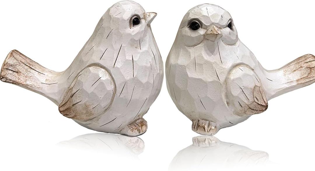 KiaoTime Farmhouse Bird Decor Resin Bird Figurines - Set of 2, Vintage & Modern Bird Decor Statue for Home Decor Accents, Cottage Bird Ornaments Decoration New White Carved Rustic Bird Figurine
