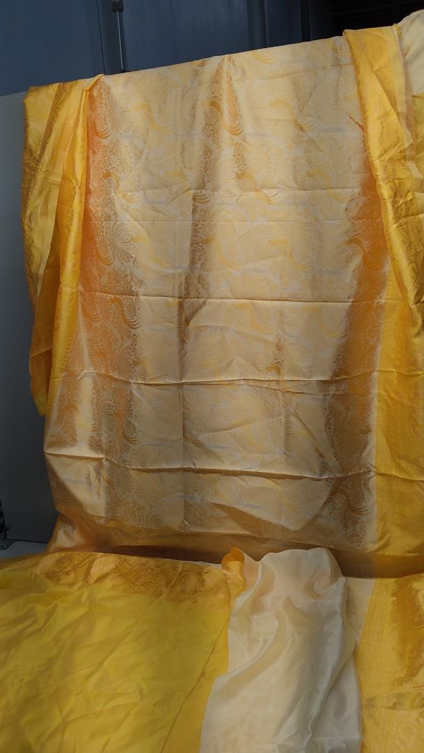 table cloth size 19×4FT Yellow