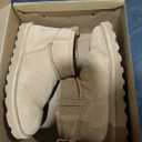 BEARPAW Women's Shorty Boot, SIze 4, color Camel