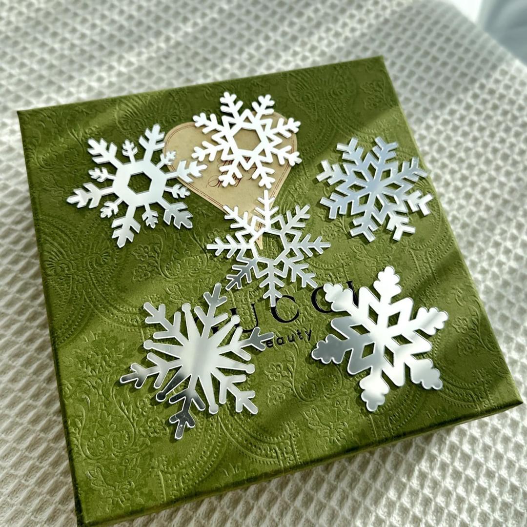 Frozen Snowflake Cake Toppers,Acrylic Gold Winter Frozen Theme Cake Pick for Snowflake Happy Birthday Theme Christmas Kids Birthday Theme Party Supplies