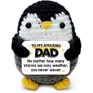 CHOANG Fathers Day Dad Gifts from Daughter Son Wife Cute Crochet Penguin for Dad, Meaningful Handmade Penguin Plush, Small Birthday Gift for Father Papa Stepdad, Inspirational Desk Decor Keepsake