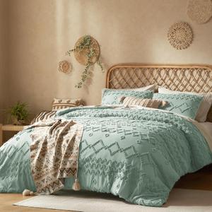 Tufted Boho Comforter Set Queen - Sage Green Comforter 3 Pieces Farmhouse Shabby Chic Embroidery Bedding for All Season,Soft Jacquard Queen Comforter with Comforter and Pillow Shams