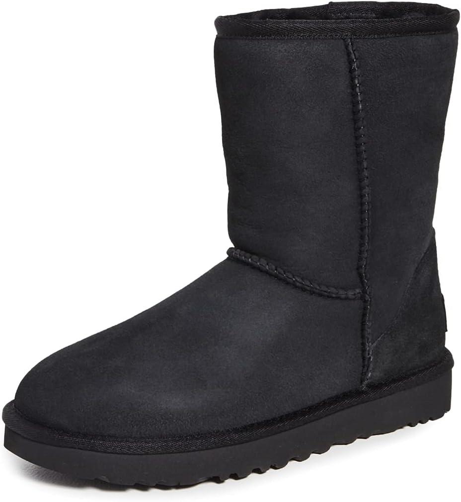 UGG Women's Classic Short II Boot (9, Black)