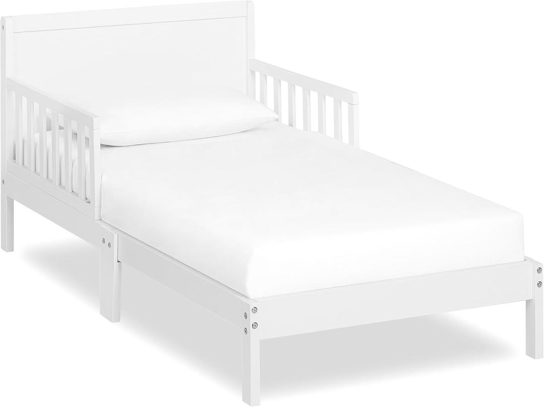 Dream On Me Brookside Toddler Bed, Low Floor Wooden Bed, Side Safety Bed Rails, GREENGUARD Gold & BSA Certified, Non-Toxic Paint Finish, New Zealand Pinewood, Up to 50 lbs - White