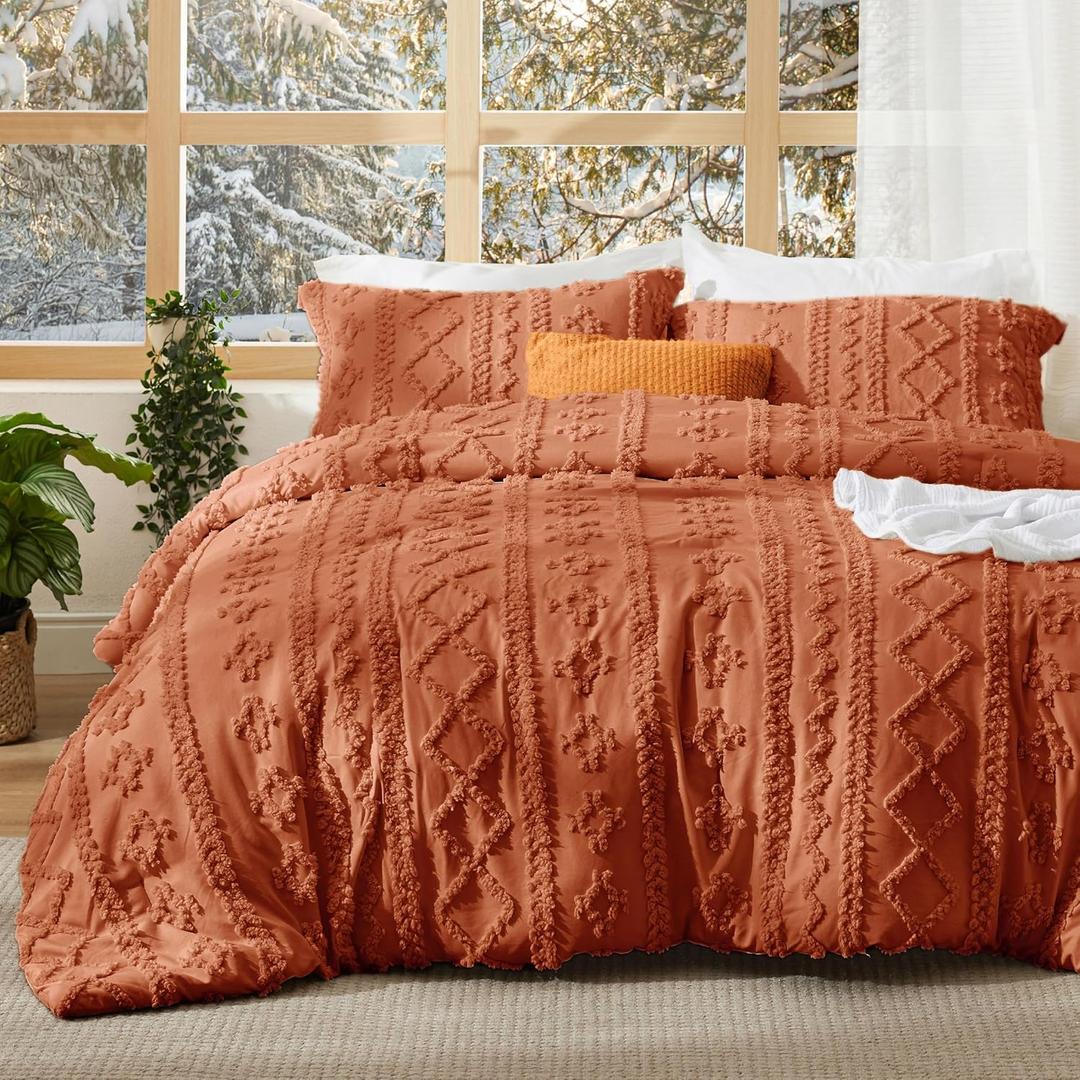 Bedsure Tufted Boho Comforter Set California King - Terracotta Boho Bed Set, GentleSoft 3 Pieces Farmhouse Shabby Chic Embroidery Bedding, Gifts for Woman, Soft Jacquard Comforter for All Seasons (27 - Terracotta - Elegant)