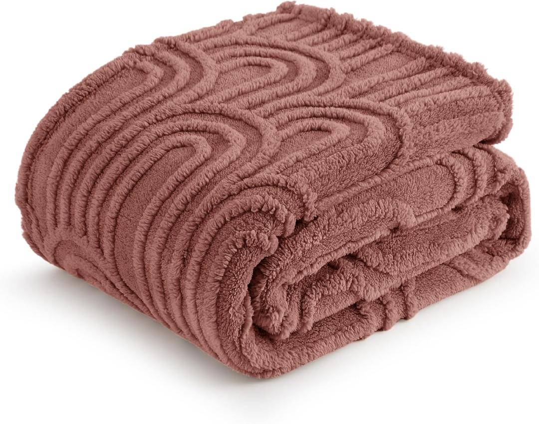 Bedsure Pink Throw Blanket for Women - Super Soft & Cozy, Fleece Blankets for Girls, Pink Decor Gifts for Home, Room, Office, Couch & Bed, Dusty Pink, 50x60 Inches