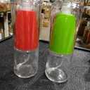 Vinegar and Oil Spray Bottle Mist Sprayer BBQ Cooking Tools Kitchen Tools and Accessories Refillable Oil Sprayer with glass Bottle (Cylinder, Green and Red)