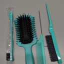 Curl Defining Brush, Curly Hair Brush Products for Effortlessly Detangling Shaping and Styling Women's Men's Curls on All Wet or Dry Hair Types, Reduces Frizz (Green 1PC)