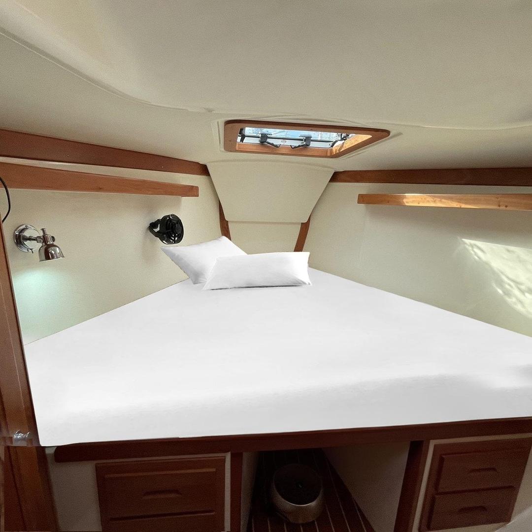 100% Egyptian Cotton Universal V Berth 3 Piece The Best Boat V Berth Bedding Fits mattresses up to 8 Depth Sheet Set - 800 Thread Count Boat Sheet Set - White