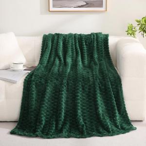 Puncuntex Dark Green Throw Blanket 60"80" inches Fuzzy 3D Jacquard Decorative Flannel Fleece Super Soft Plush Cozy Blanket for Couch Sofa Chair Lightweight